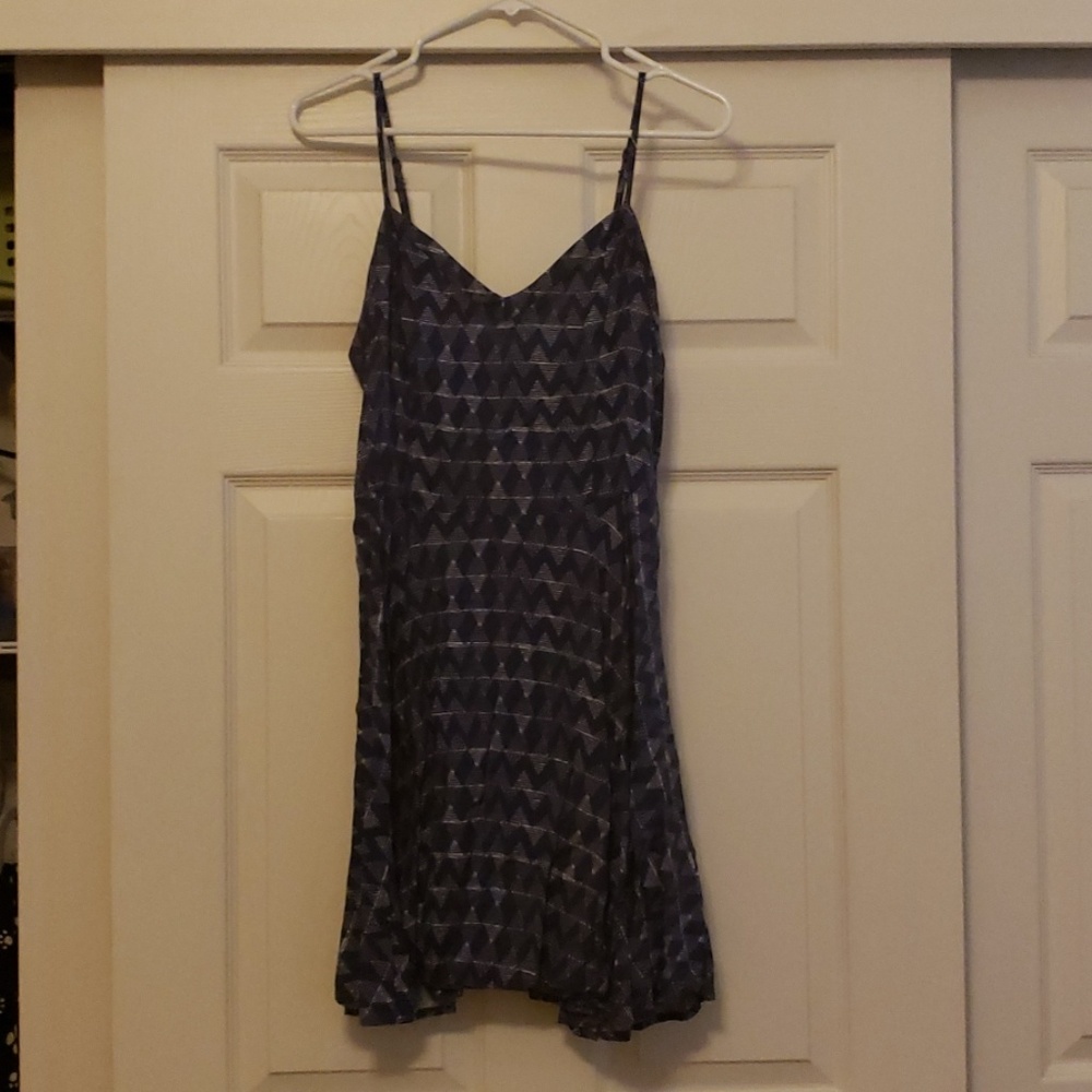 Aeropostale Navy and Tan Chevron Dress